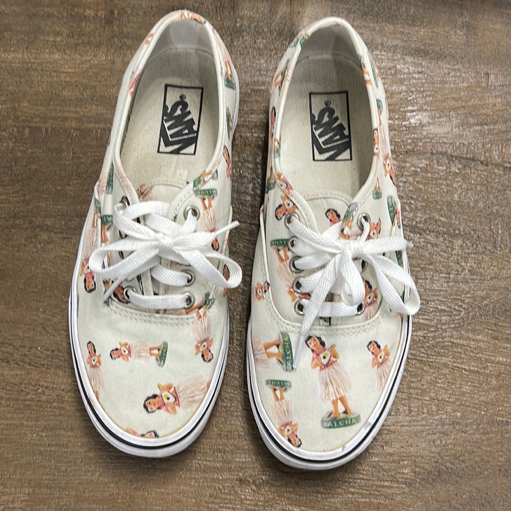 Vans low skater shoe hula girl unisex sneaker women 8.5 men 7